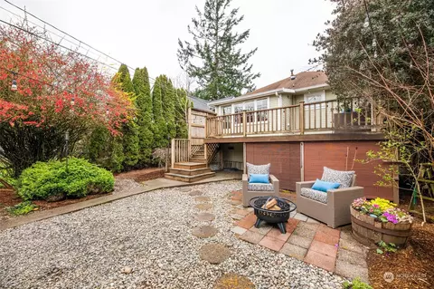 Exterior - 2409 Cedar St, Everett, WA 98201 photo 5 of 10