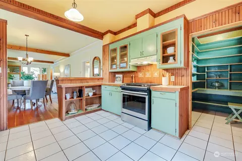 Kitchen - 2409 Cedar St, Everett, WA 98201 photo 1 of 4