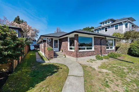 3710 N Adams St, Tacoma, WA 98407