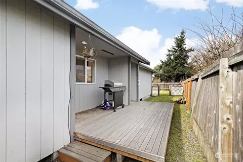 Exterior - 472 W Spruce St, Sequim, WA 98382 photo 3 of 9