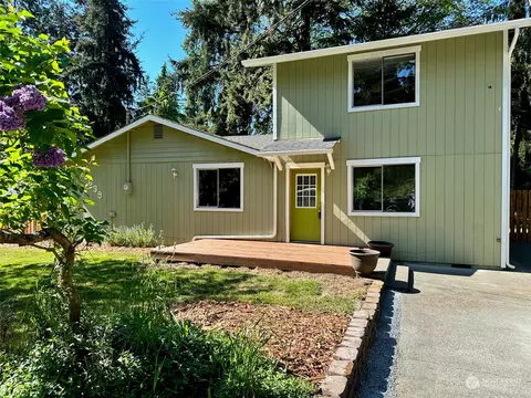 3639 Kingston Ct, Clinton, WA 98236