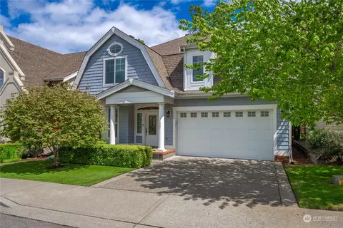 734 Lincoln Ave SE, Renton, WA 98057