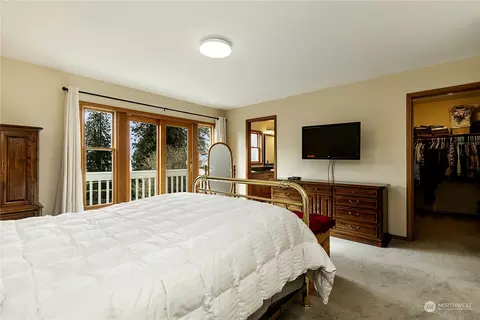 Bedroom - 9656 Blake Pl, Edmonds, WA 98020 photo 2 of 5