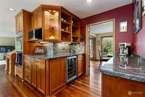 Kitchen - 9656 Blake Pl, Edmonds, WA 98020 photo 1 of 5