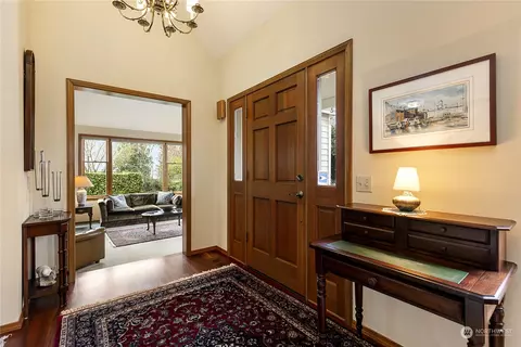 Entry Way - 9656 Blake Pl, Edmonds, WA 98020 photo 2 of 3