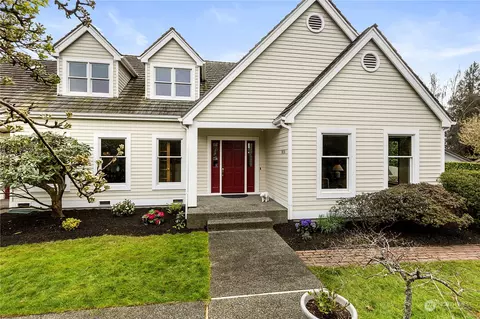 Exterior - 9656 Blake Pl, Edmonds, WA 98020 photo 2 of 5