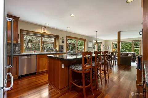 Kitchen - 9656 Blake Pl, Edmonds, WA 98020 photo 2 of 5