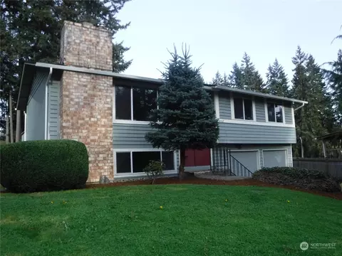 2607 24th St SE, Puyallup, WA 98372