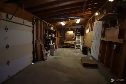 Exterior - 5009 S 3rd Ave, Everett, WA 98203 photo 6 of 11