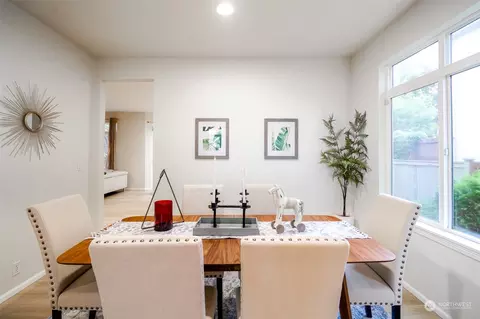 Dining - 17610 31st Dr SE, Bothell, WA 98012 photo 2 of 2