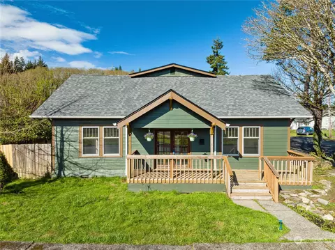 1023 Monroe St, Hoquiam, WA 98550