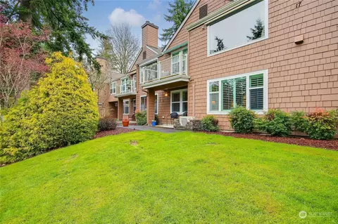 4082 220th Pl SE #1037, Issaquah, WA 98029