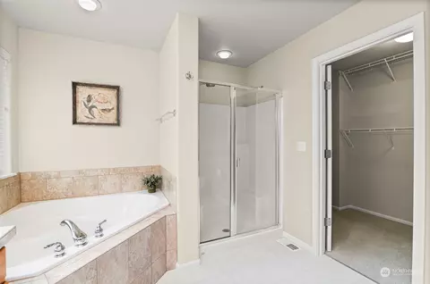 Bath - 23617 17th Ave W, Bothell, WA 98021 photo 4 of 6