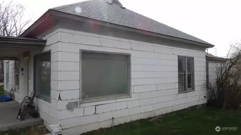 Exterior - 116 E 3rd St, Lind, WA 99341 photo 3 of 3
