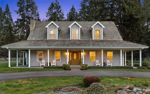 1212 267th St E, Spanaway, WA 98387 photo 3