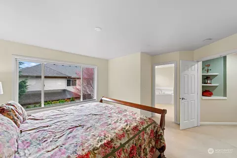 Bedroom - 3930 208th Pl SE, Bothell, WA 98021 photo 3 of 6