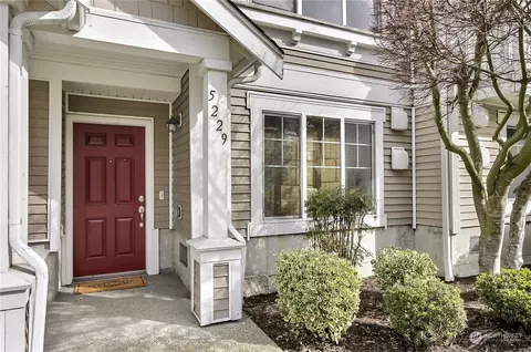 5229 35th St E, Fife, WA 98424