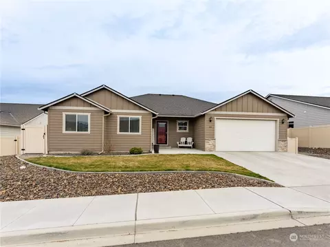 55 S Millbrook Loop, East Wenatchee, WA 98802