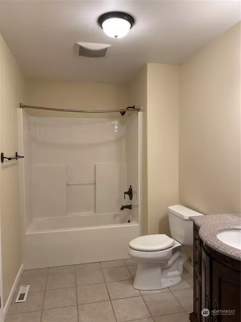 Bath - 110 Sapphire Pl, Sequim, WA 98382 photo 4 of 6