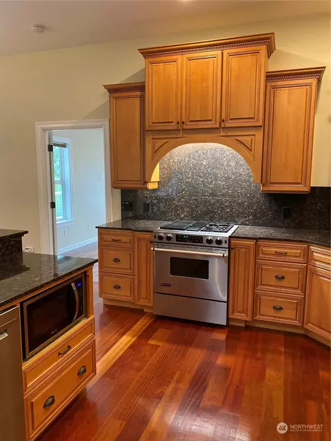 Kitchen - 110 Sapphire Pl, Sequim, WA 98382 photo 2 of 3