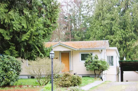 12633 16th Ave S, Seattle, WA 98168
