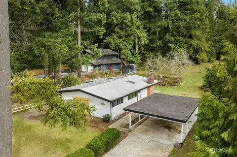 Exterior - 21625 45th Ave SE, Bothell, WA 98021 photo 2 of 7