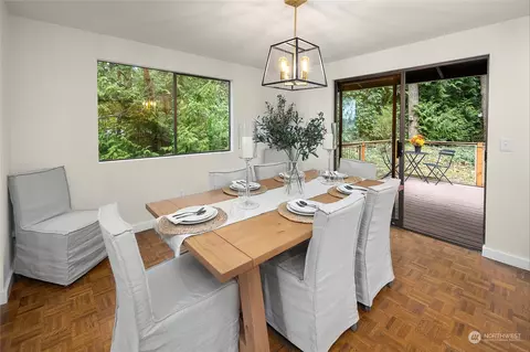 Dining - 21625 45th Ave SE, Bothell, WA 98021 photo 1 of 4