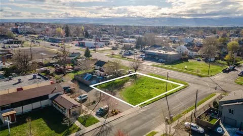 830 W Poplar St, Walla Walla, WA 99362
