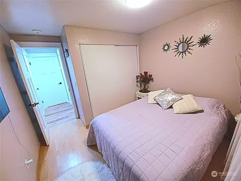Bedroom - 9101 11th Pl W, Everett, WA 98204 photo 5 of 12
