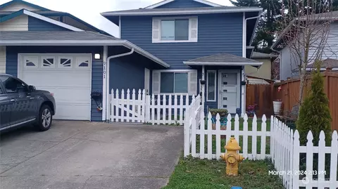 Exterior - 9101 11th Pl W, Everett, WA 98204 photo 3 of 6