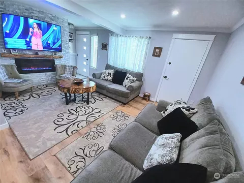 Living - 9101 11th Pl W, Everett, WA 98204 photo 1 of 5