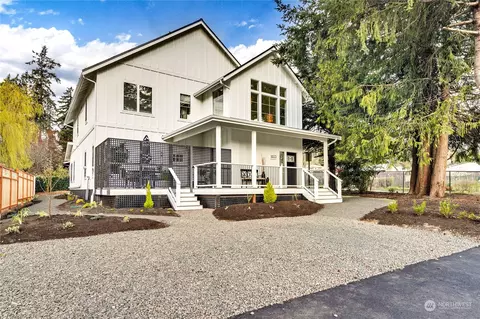 18773 3rd Ave NE, Suquamish, WA 98392