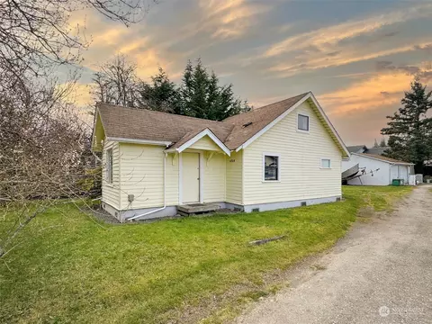 4314 S C Street Ext, Port Angeles, WA 98363