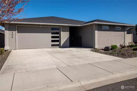 209 E Chason Ave, Ellensburg, WA 98926