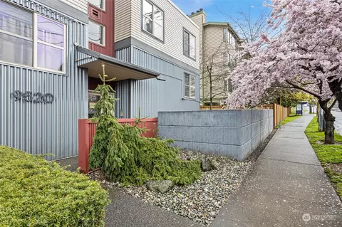9520 1st Ave NE #A303, Seattle, WA 98115