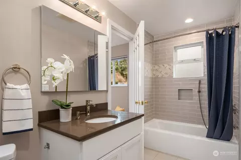 Bath - 16144 Bothell Way NE, Lake Forest Park, WA 98155 photo 3 of 6