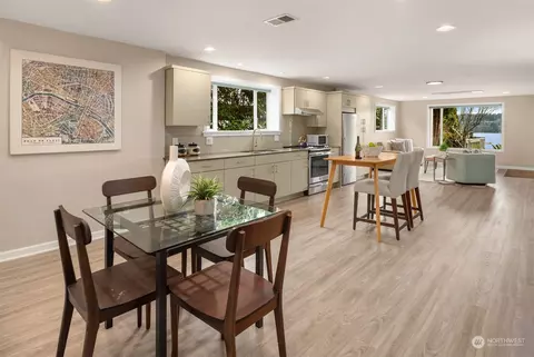 Dining - 16144 Bothell Way NE, Lake Forest Park, WA 98155 photo 5 of 6
