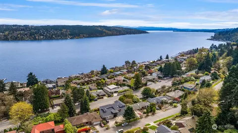 View/Area - 16144 Bothell Way NE, Lake Forest Park, WA 98155 photo 4 of 4
