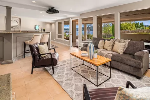 Living - 16144 Bothell Way NE, Lake Forest Park, WA 98155 photo 6 of 8
