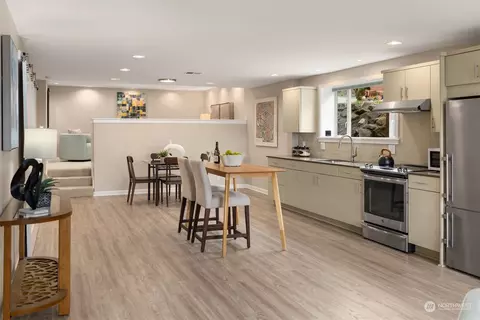 Dining - 16144 Bothell Way NE, Lake Forest Park, WA 98155 photo 6 of 6