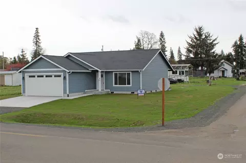 214 W Main St, Oakville, WA 98568