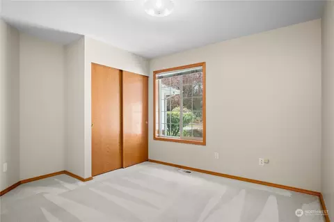 Bedroom - 11315 37th Ave SE, Everett, WA 98208 photo 4 of 4