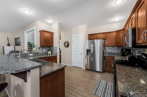2122 198th St E, Spanaway, WA 98387 photo 4