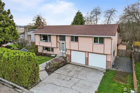 5730 60th Dr NE, Marysville, WA 98270