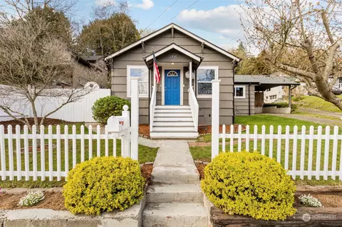 1715 N Callow Ave, Bremerton, WA 98312
