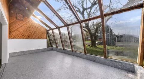 Exterior - 302 2nd St, Sumas, WA 98295 photo 5 of 15