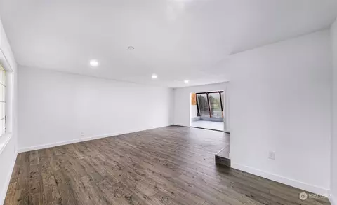 Other - 302 2nd St, Sumas, WA 98295 photo 5 of 14