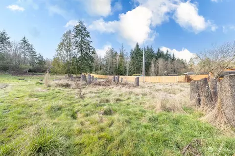 9999 Melody Ln, Port Angeles, WA 98362