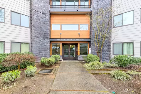 11300 1st Ave NE #121, Seattle, WA 98125