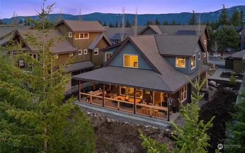 103 Big Hill Dr, Cle Elum, WA 98922